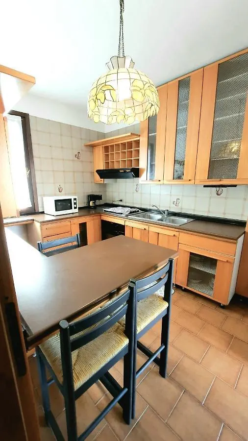 Eve House Gardalake Lonato 0*,