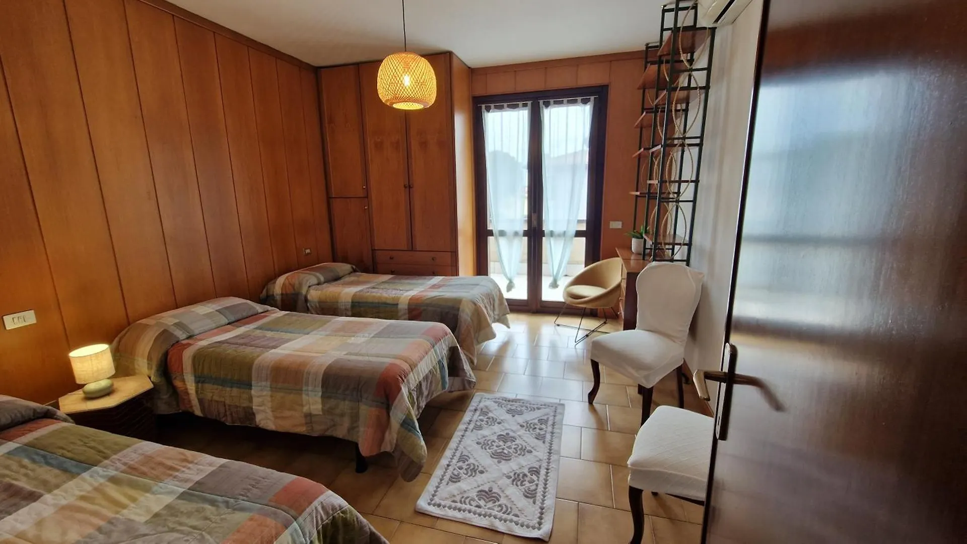 Holiday home Eve House Gardalake Lonato